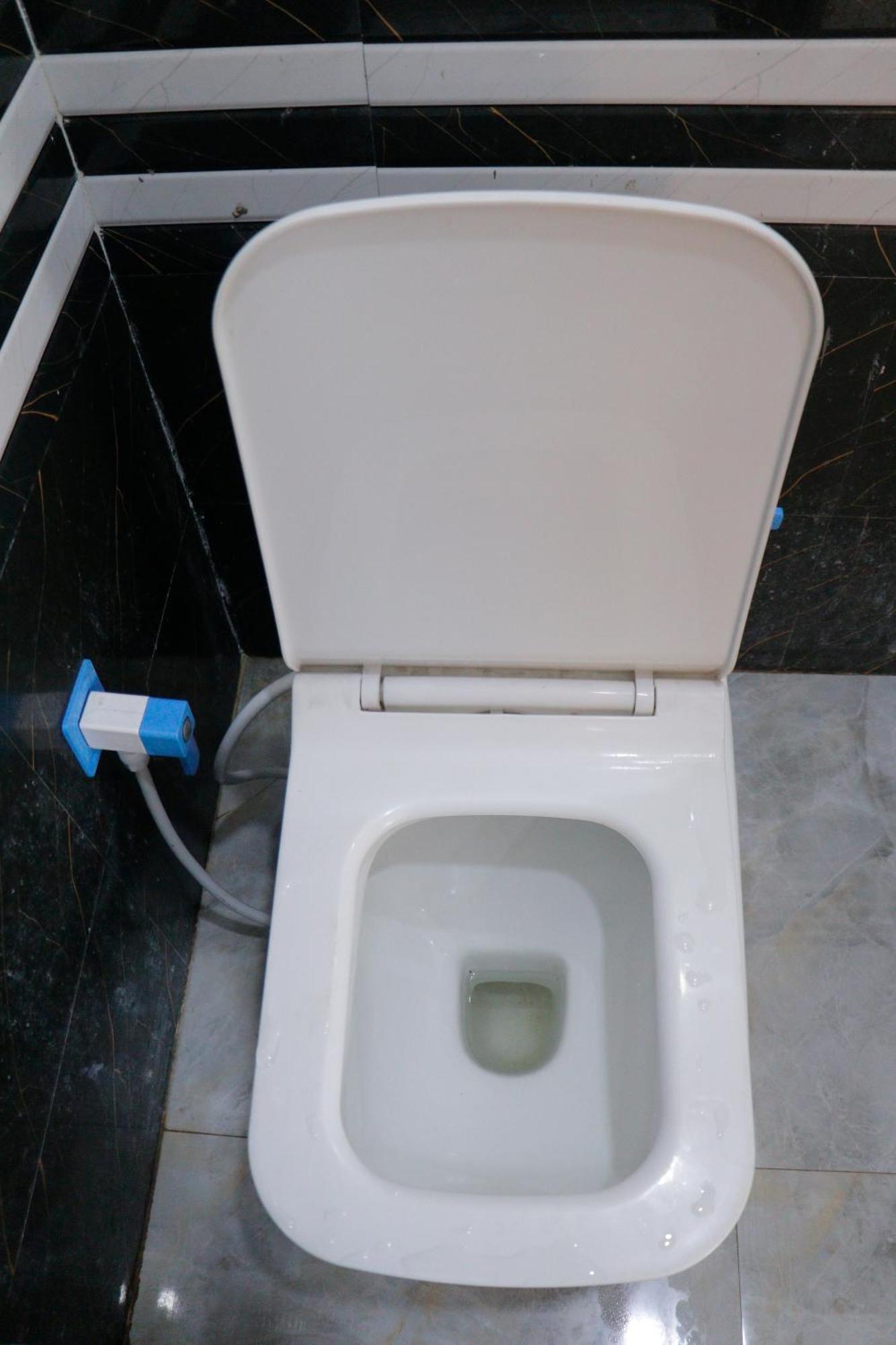 Dolphin Guest House Mathura Esterno foto